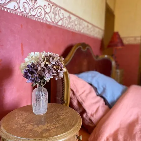 Les Logis De Lestiac Bed and Breakfast Buitenkant foto