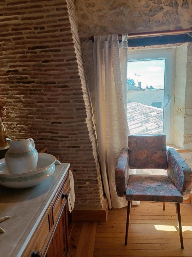 Couette-café Les Logis De *